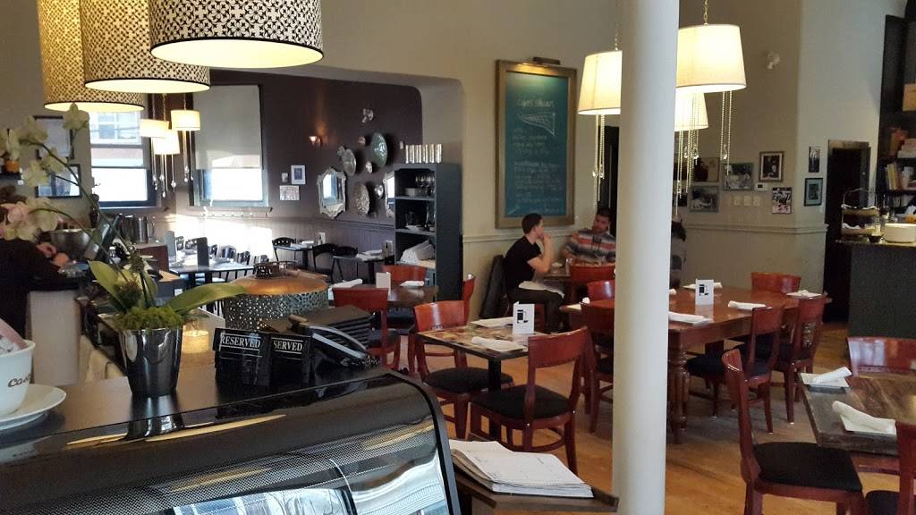 Café Postino | restaurant | 73 Mill St, Almonte, ON K0A 1A0, Canada | 6132566098 OR +1 613-256-6098