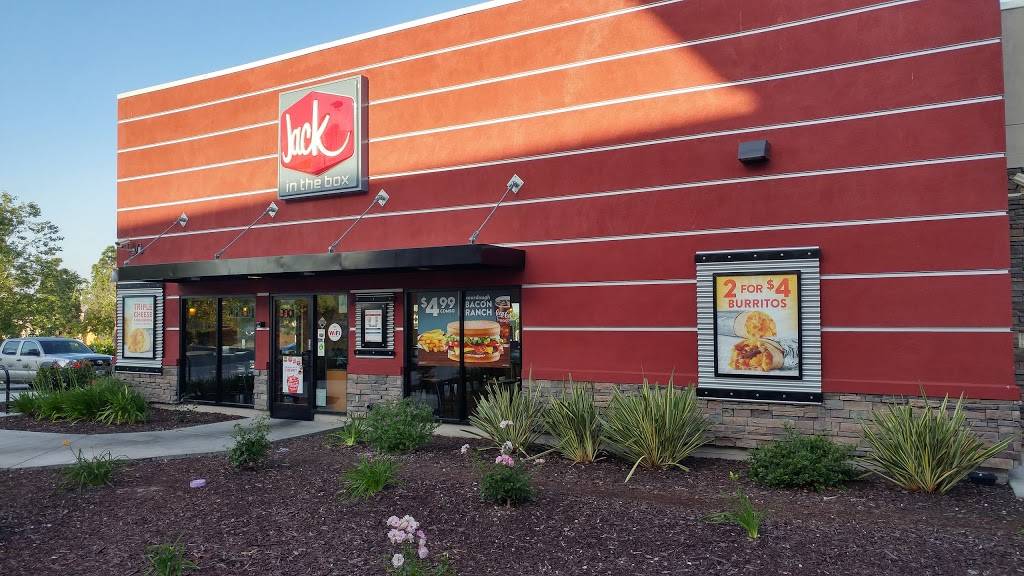 Jack in the Box | restaurant | 925 Eastlake Pkwy, Chula Vista, CA 91914, USA | 6194823072 OR +1 619-482-3072