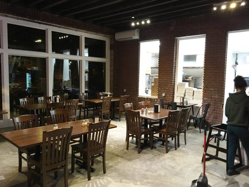 Sofias Pizza | restaurant | 2201 Angier Ave, Durham, NC 27703, USA | 9842193656 OR +1 984-219-3656