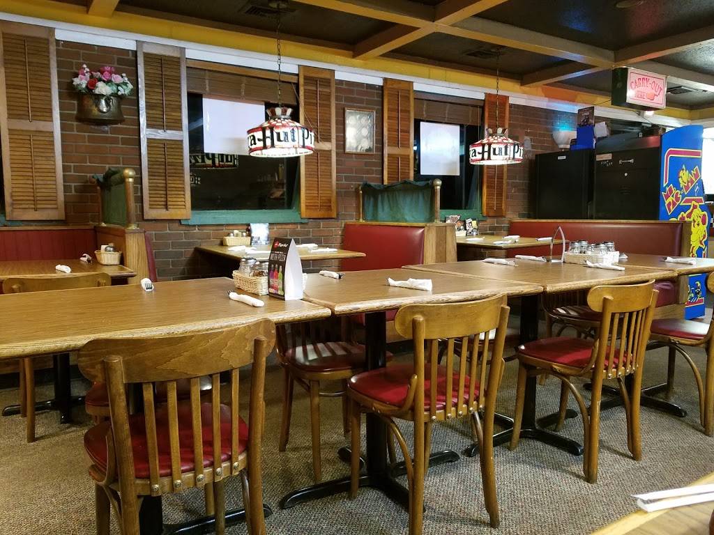 Pizza Hut | restaurant | 710 Main St, Oneonta, NY 13820, USA | 6074329004 OR +1 607-432-9004