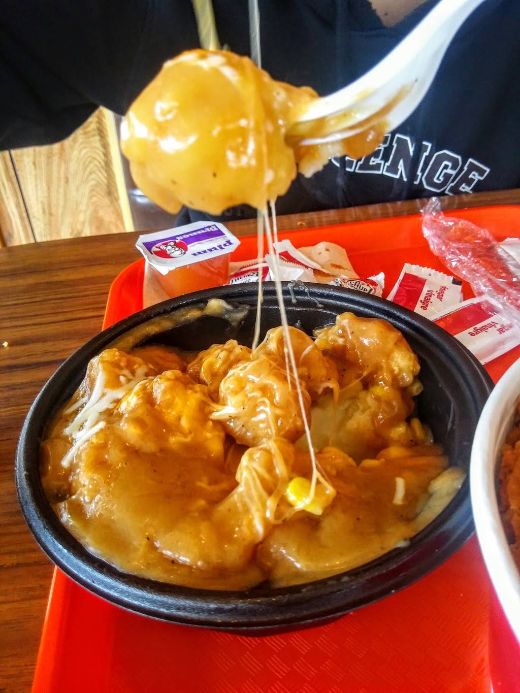 KFC | meal delivery | 623 Niagara St, Welland, ON L3C 1L9, Canada | 9057347796 OR +1 905-734-7796