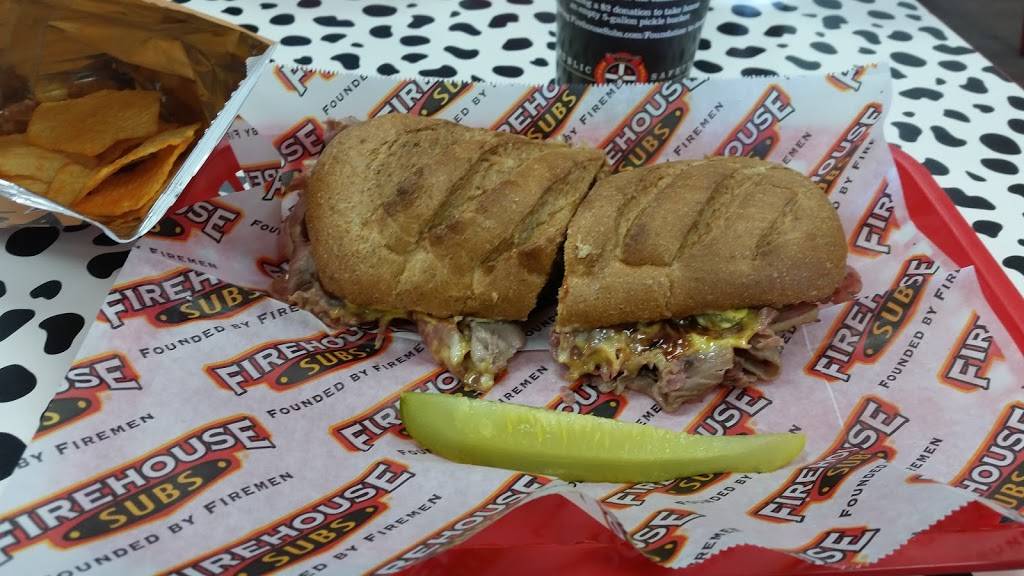 Firehouse Subs | meal delivery | 1407 N Veterans Pkwy f, Bloomington, IL 61704, USA | 3098081193 OR +1 309-808-1193
