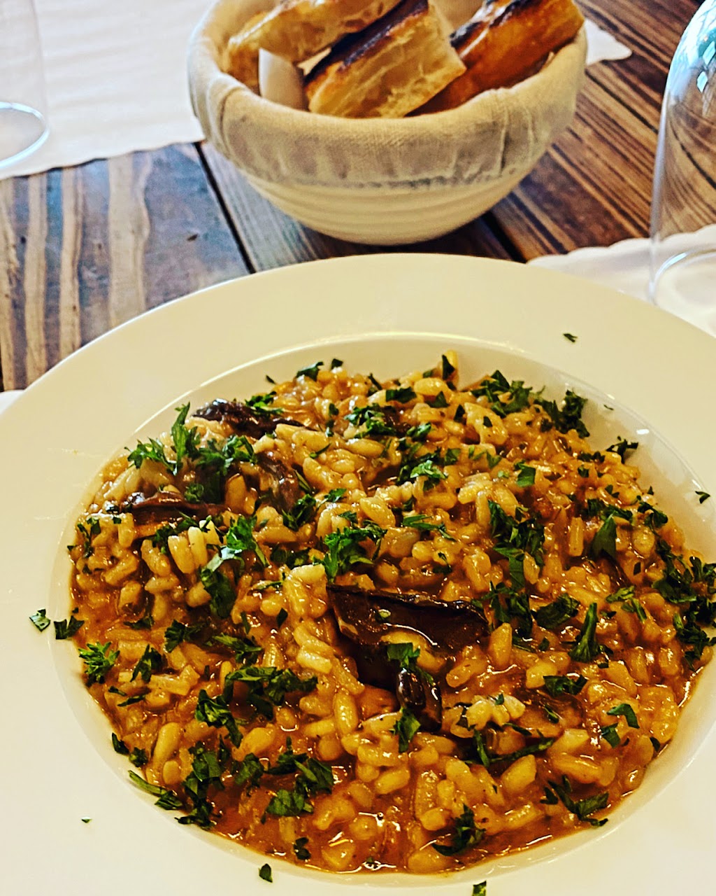 Almacen Central | restaurant | 7255 NE 4th Ave # 111, Miami, FL 33138, USA | 6462816982 OR +1 646-281-6982