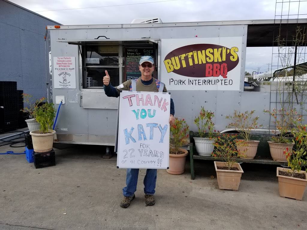 Buttinskis Bbq | restaurant | 325 E Carroll St, Tullahoma, TN 37388, USA | 9315800615 OR +1 931-580-0615
