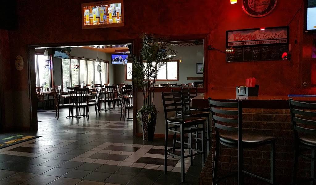 Whats Up Pub & Grub | restaurant | 918 Woodland Plaza Run, Fort Wayne, IN 46825, USA | 2604893488 OR +1 260-489-3488