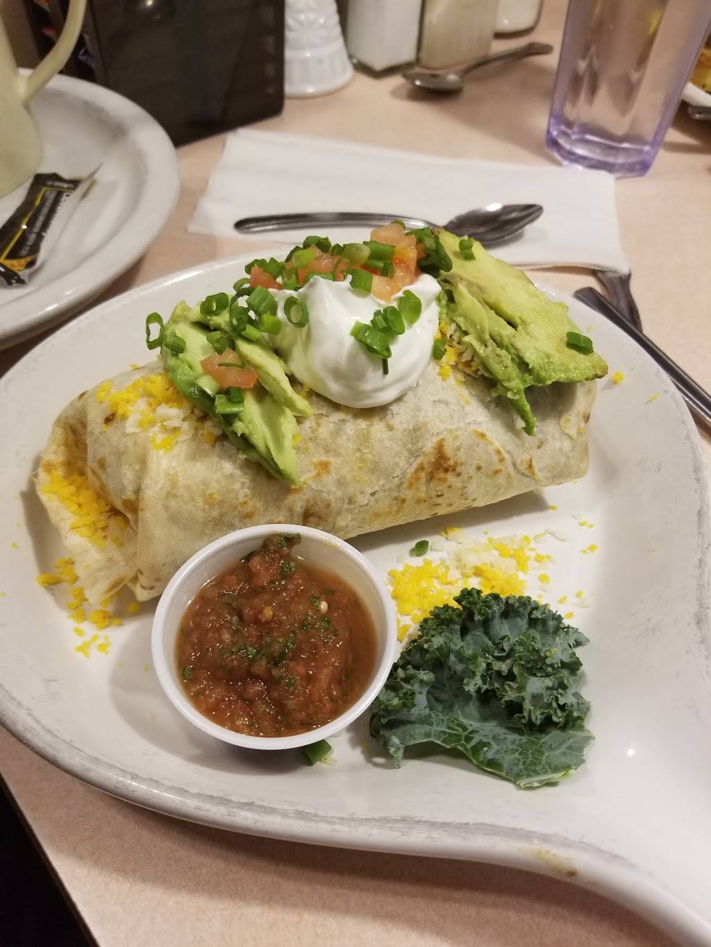 Country Waffles | restaurant | 845 W Pacheco Blvd, Los Banos, CA 93635, USA | 2098270805 OR +1 209-827-0805