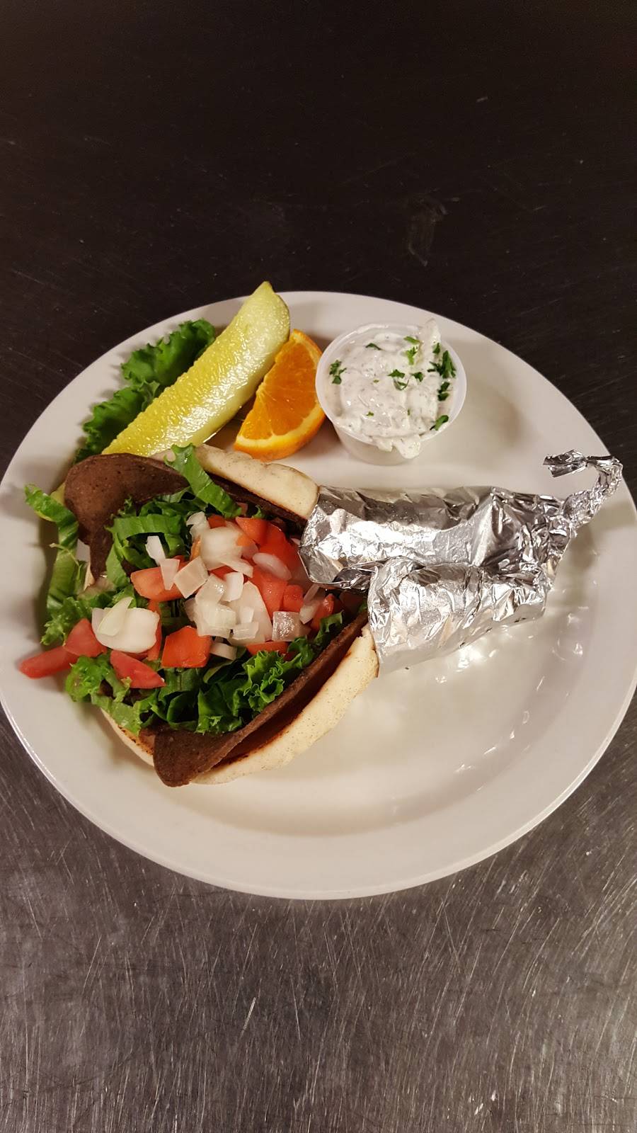 Mentor Family Restaurant | restaurant | 6888 Center St, Mentor, OH 44060, USA | 4402558810 OR +1 440-255-8810