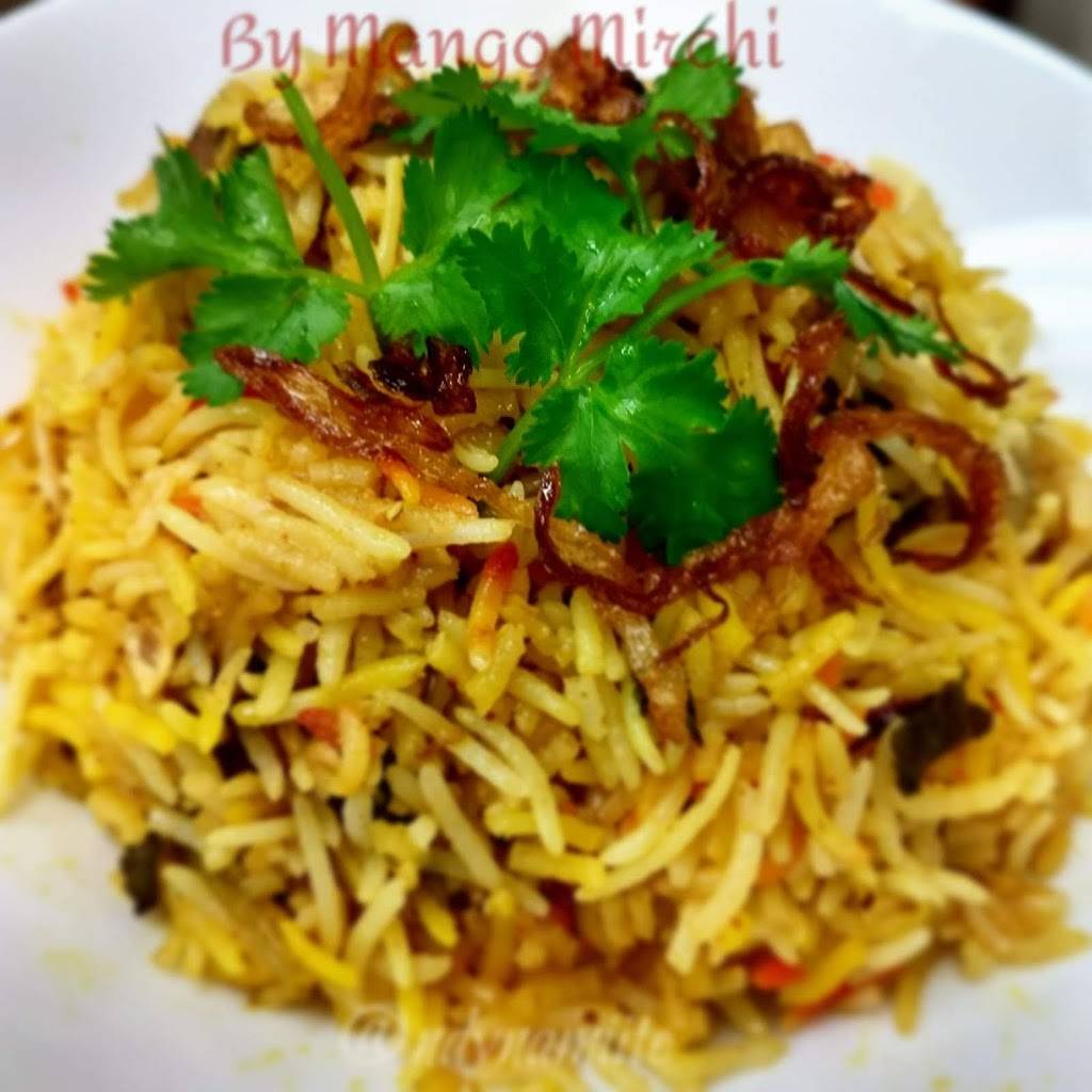 Mango Mirchi Lounge & Restaurant LLBO | meal delivery | 1521 Trinity Dr, Mississauga, ON L5T 1P6, Canada | 9056967558 OR +1 905-696-7558