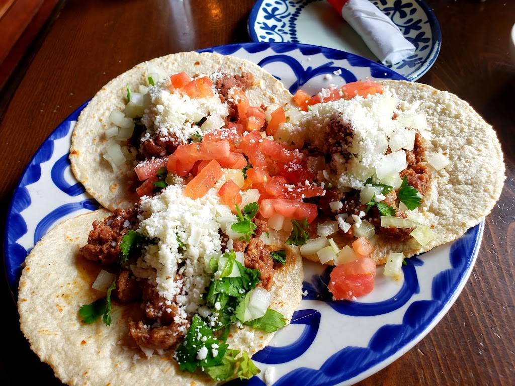 Who Song & Larrys | restaurant | 111 SE Columbia Way, Vancouver, WA 98661, USA | 3606951198 OR +1 360-695-1198