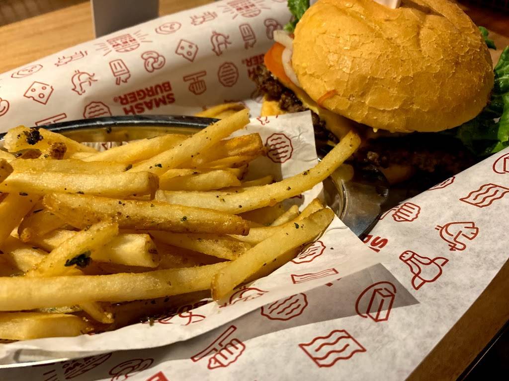 Smashburger | restaurant | 6807 E Baseline Rd Suite 101, Mesa, AZ 85209, USA | 4803786600 OR +1 480-378-6600