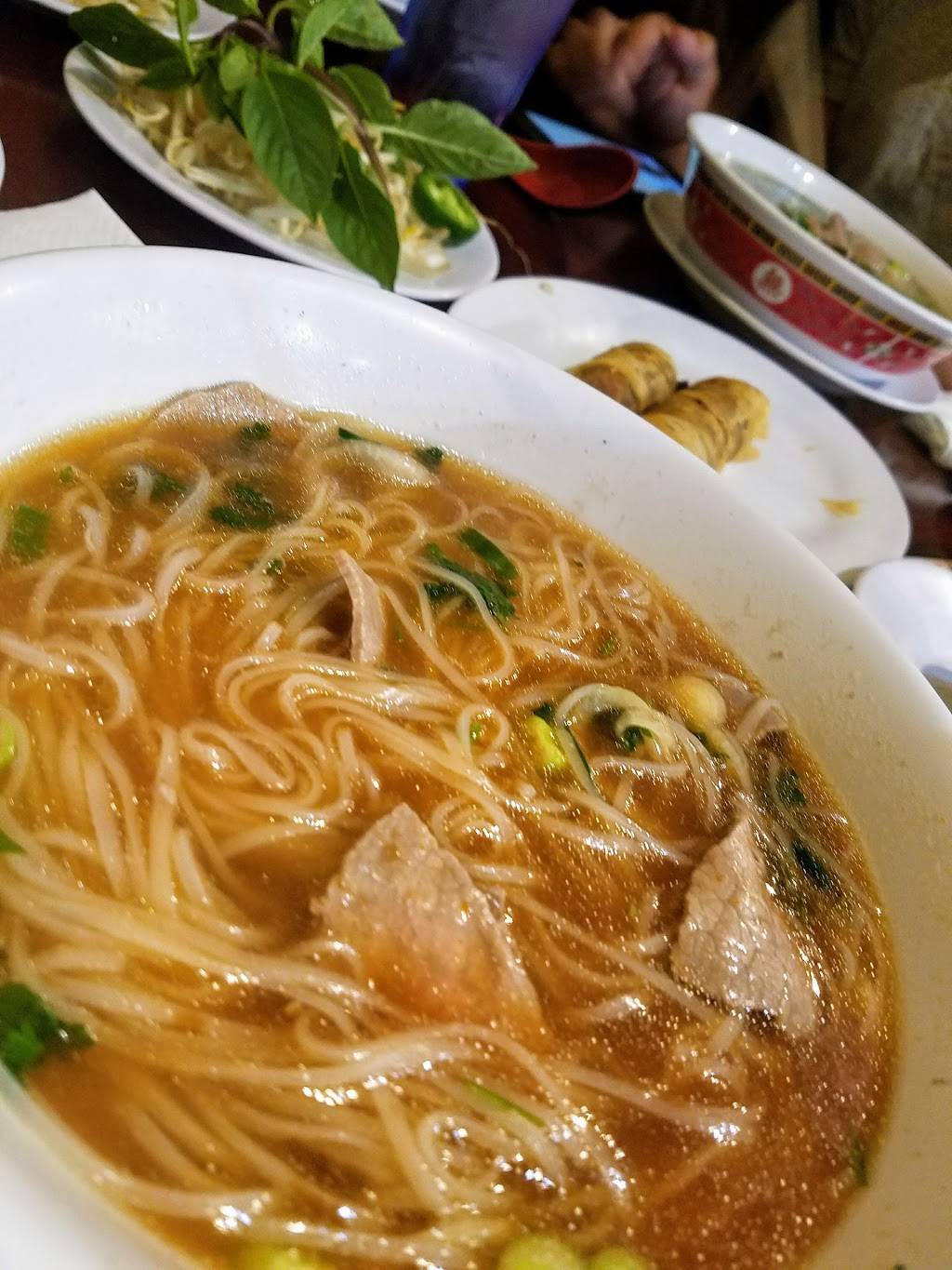Thanh Binh Vietnamese Restaurant | restaurant | 27660 Marguerite Pkwy, Mission Viejo, CA 92692, USA | 9493478989 OR +1 949-347-8989