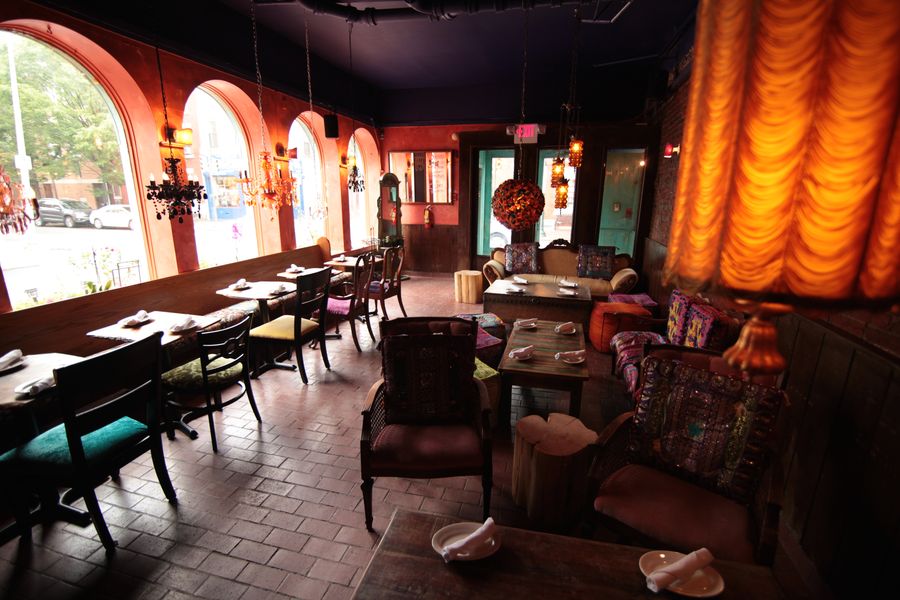 Pinefish | restaurant | 1138 Pine St, Philadelphia, PA 19107, USA | 2675192850 OR +1 267-519-2850