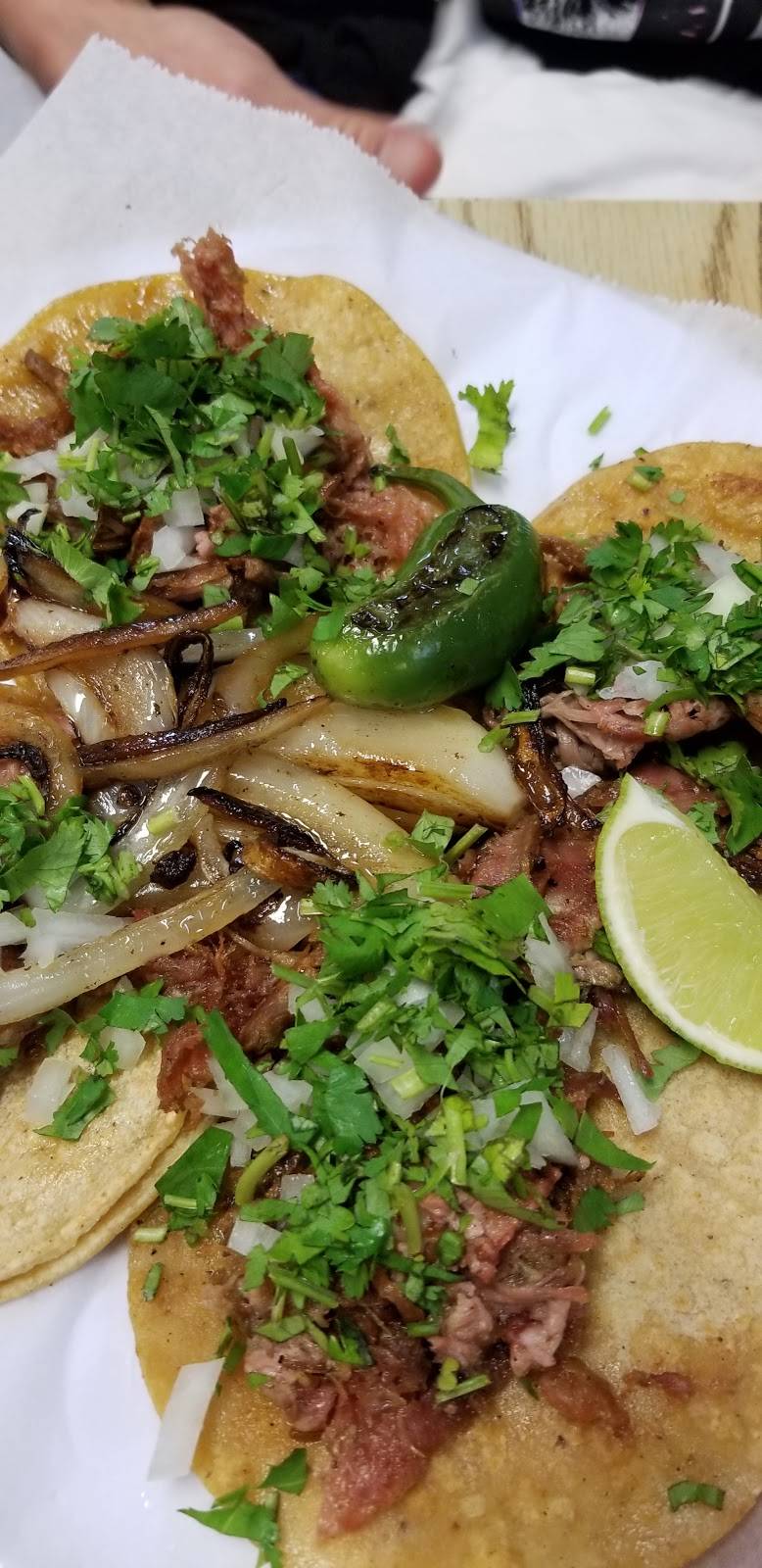 Las Chismosas Taqueria | restaurant | 1955 Monument Blvd #4E, Concord, CA 94520, USA | 9256913925 OR +1 925-691-3925