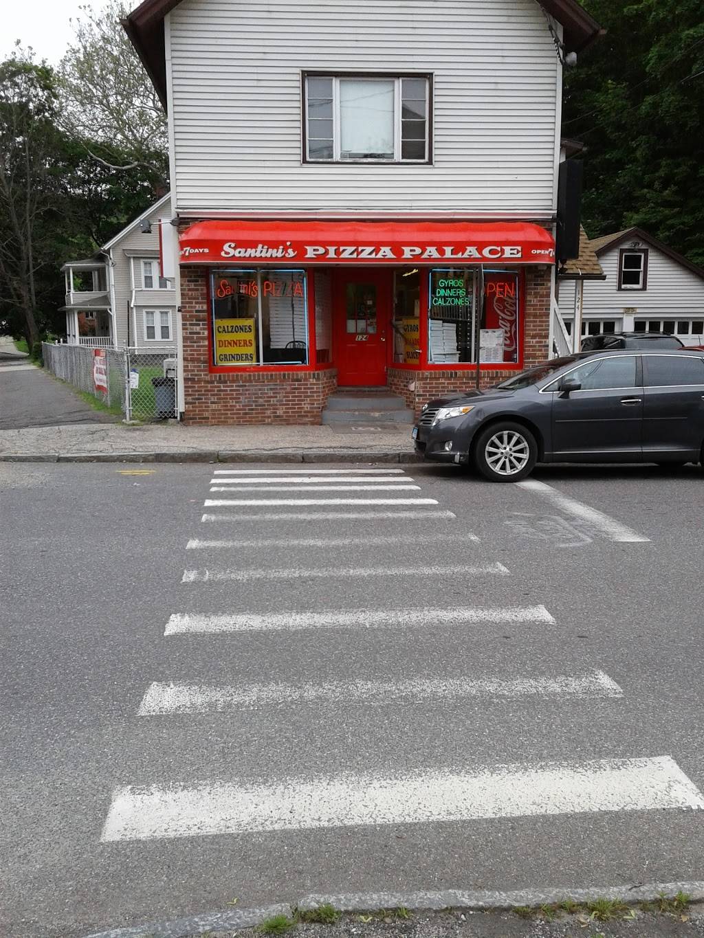 Santinis Pizza Palace | restaurant | 124 Beaver St, Ansonia, CT 06401, USA | 2037357735 OR +1 203-735-7735