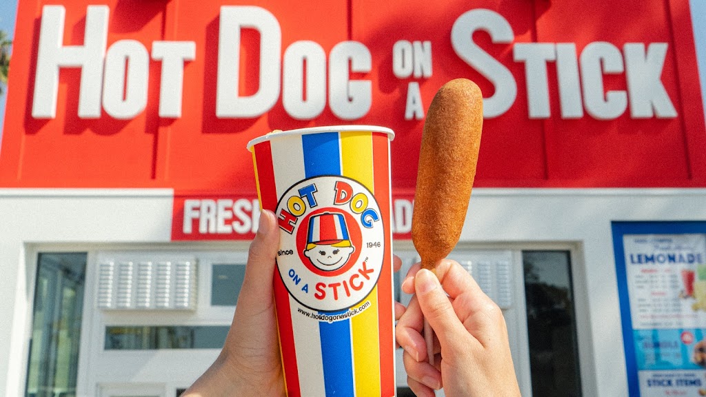 Hot Dog on a Stick | restaurant | VC4, 10000 Coors Blvd NW, Albuquerque, NM 87114, USA | 5058908107 OR +1 505-890-8107