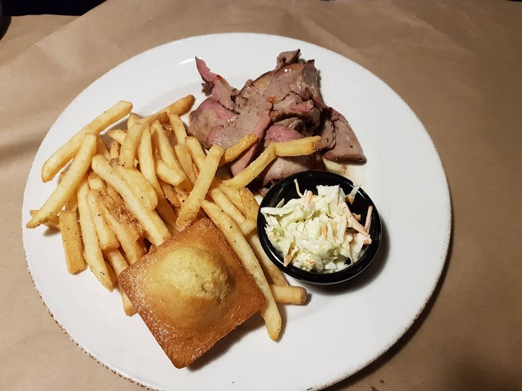 Montanas | restaurant | 1750 Ogilvie Rd, Gloucester, ON K1J 7P4, Canada | 6137472744 OR +1 613-747-2744