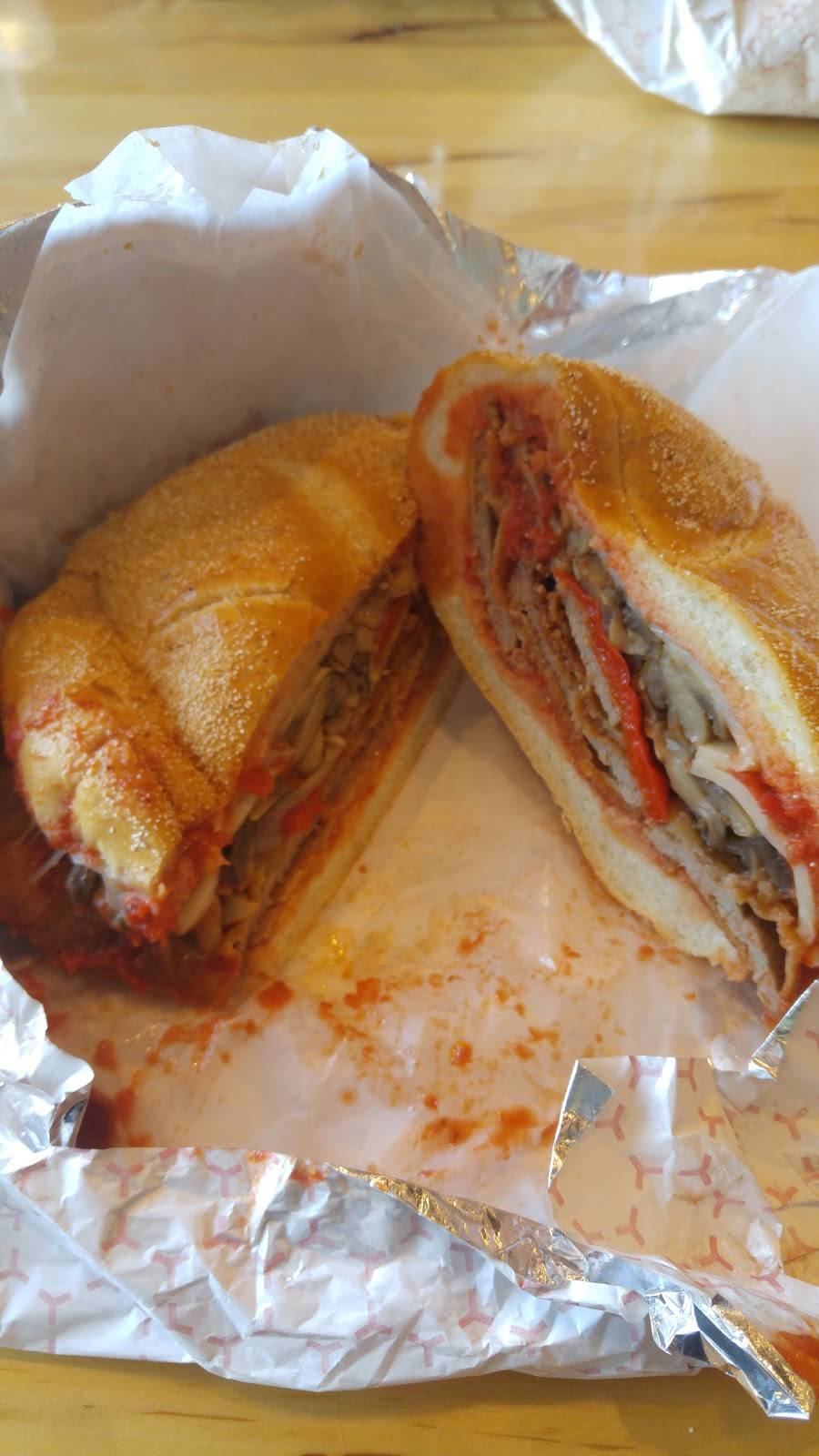 California Sandwiches | restaurant | 3018 Winston Churchill Blvd, Mississauga, ON L5L 3J1, Canada | 9056075445 OR +1 905-607-5445