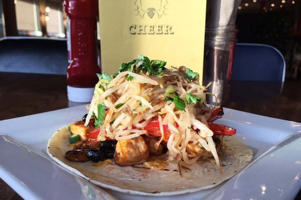 Spenard Roadhouse | restaurant | 1049 W Northern Lights Blvd, Anchorage, AK 99503, USA | 9077707623 OR +1 907-770-7623