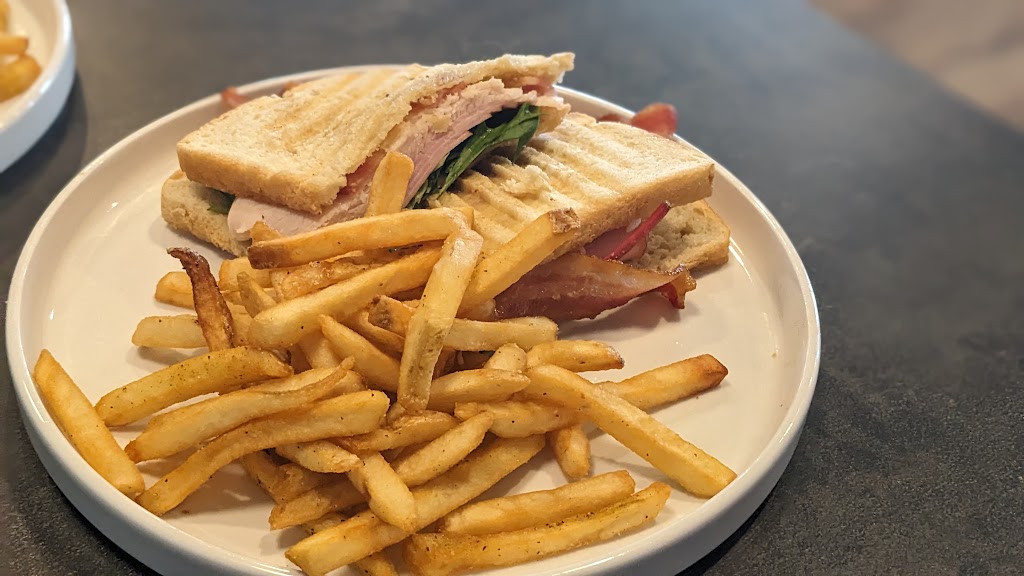 Rail Hoppers | restaurant | 3622 Oliver, Wichita, KS 67220, USA | 3167767245 OR +1 316-776-7245