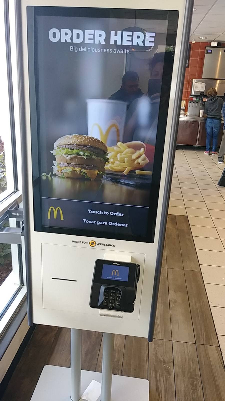 McDonalds | cafe | 6150 S Dixie Hwy, Miami, FL 33143, USA | 3056617131 OR +1 305-661-7131