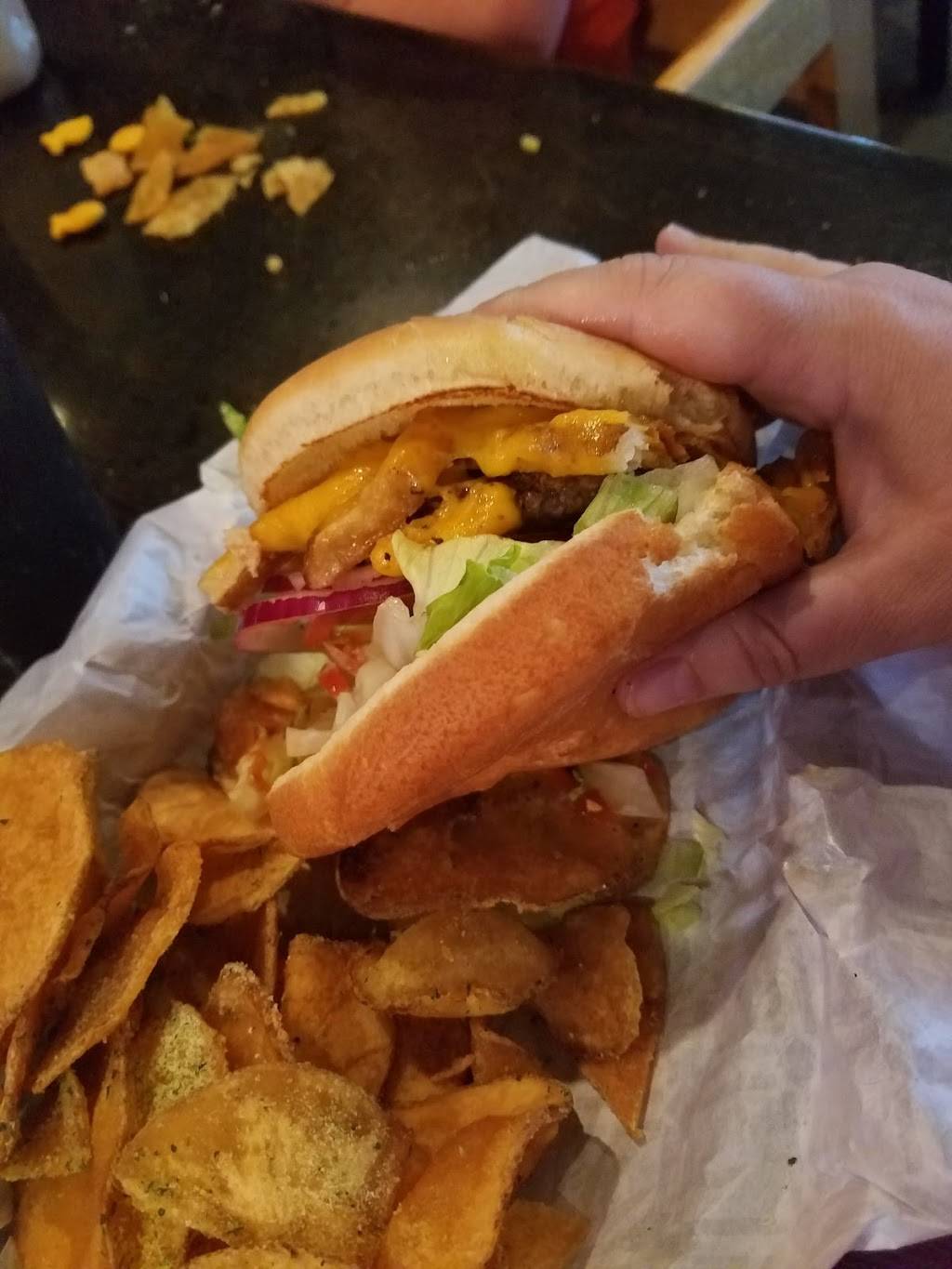 JJs Grill of Fayetteville | restaurant | 1271 Steamboat Dr, Fayetteville, AR 72704, USA | 4794430700 OR +1 479-443-0700