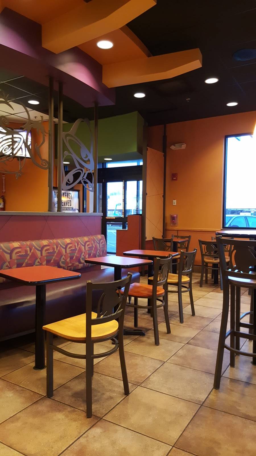 Taco Bell | meal takeaway | 270 E Army Trail Rd, Glendale Heights, IL 60139, USA | 6302958291 OR +1 630-295-8291