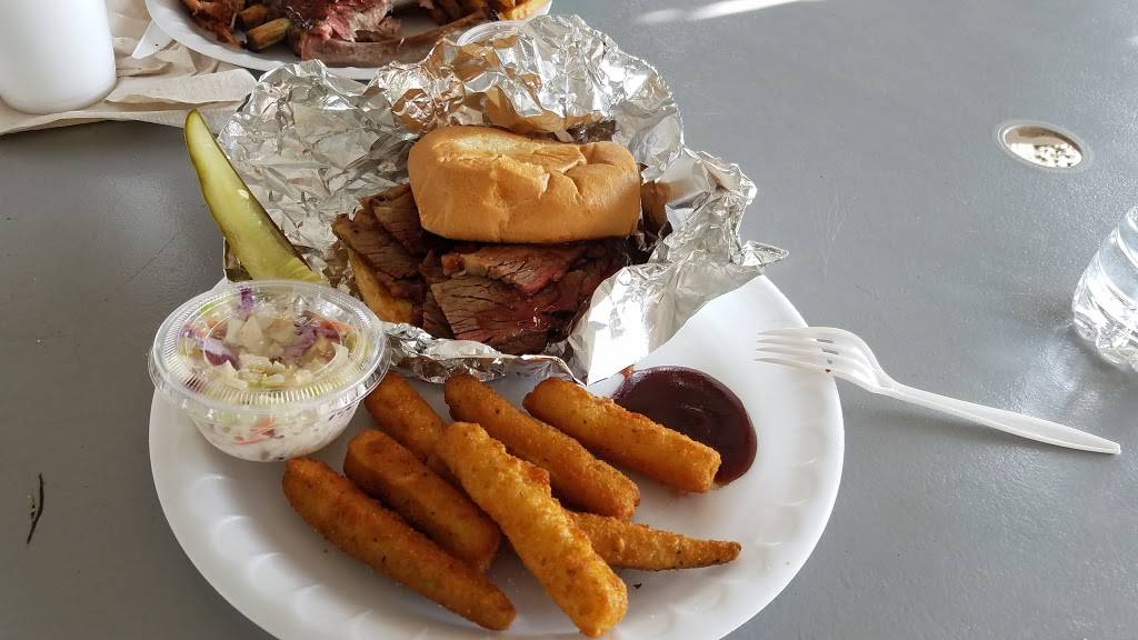 The Dog House And More | restaurant | 106 N U.S. Hwy 41, Ruskin, FL 33570, USA | 8134194325 OR +1 813-419-4325