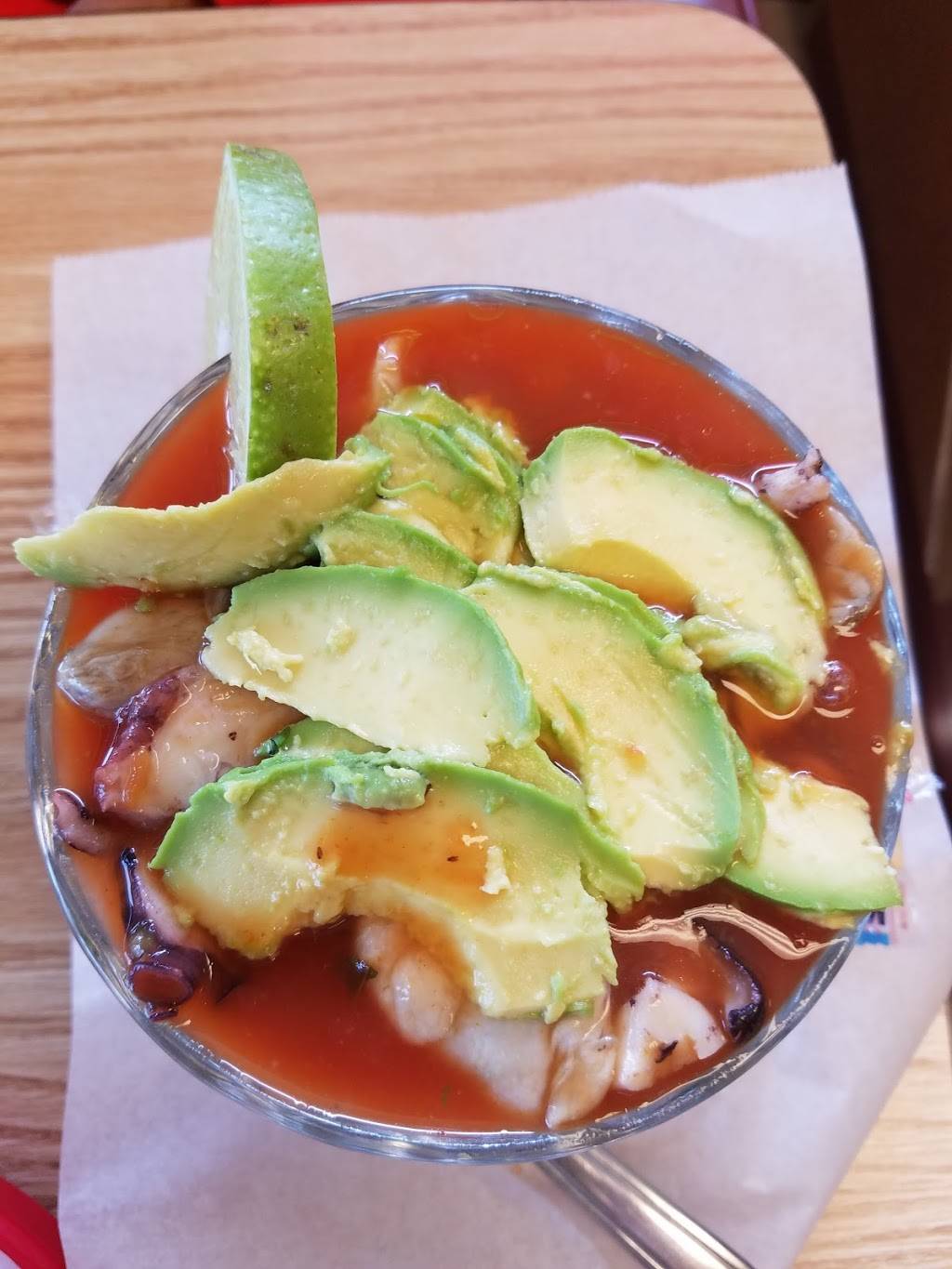 Marisqueria Los Cabos | restaurant | 3355 N Central Ave, Chicago, IL 60634, USA | 7734819074 OR +1 773-481-9074