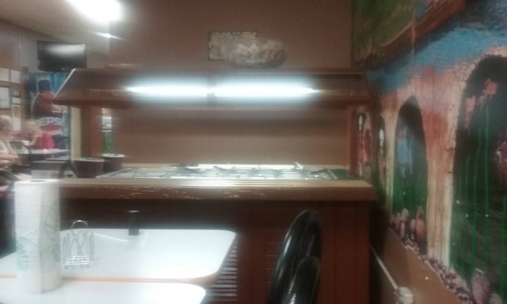 Lions Pizza Den | restaurant | 113 N Cannon St, Woodbury, TN 37190, USA | 6155631212 OR +1 615-563-1212