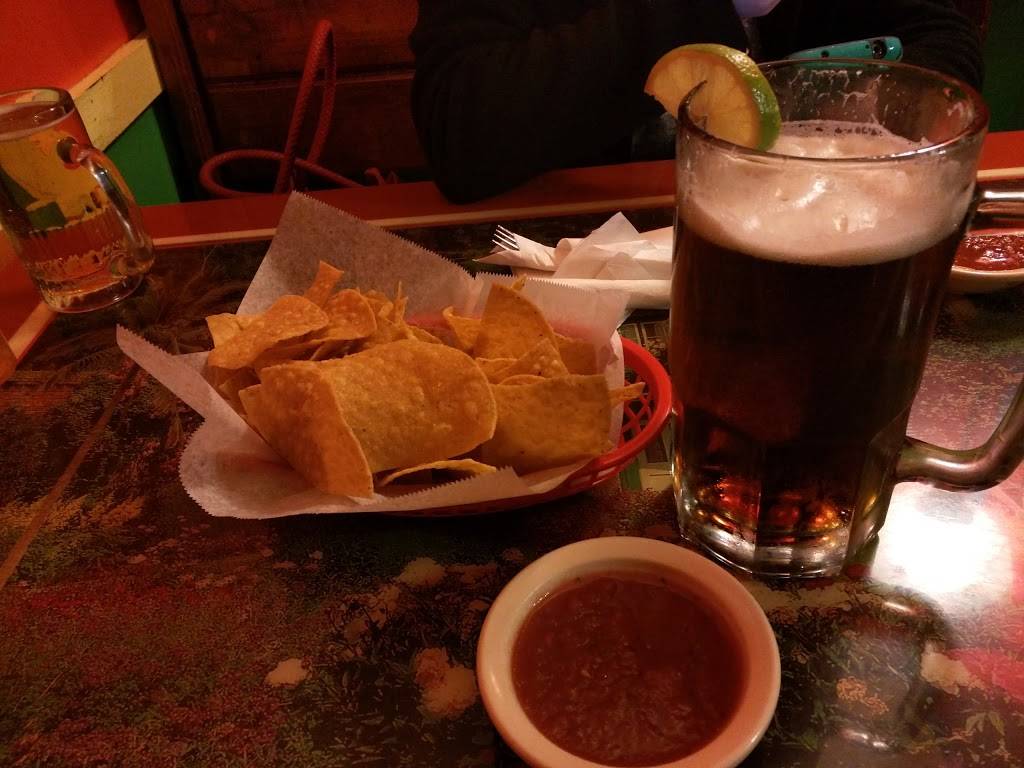 El Cantarito Mexican Restaurant | restaurant | 1011 N Roane St, Harriman, TN 37748, USA | 8655900369 OR +1 865-590-0369