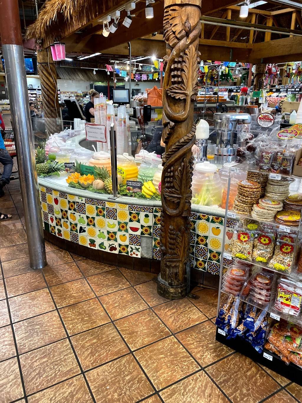 Los Altos Ranch Market | bakery | 5802 W Thomas Rd, Phoenix, AZ 85033, USA | 6238730189 OR +1 623-873-0189