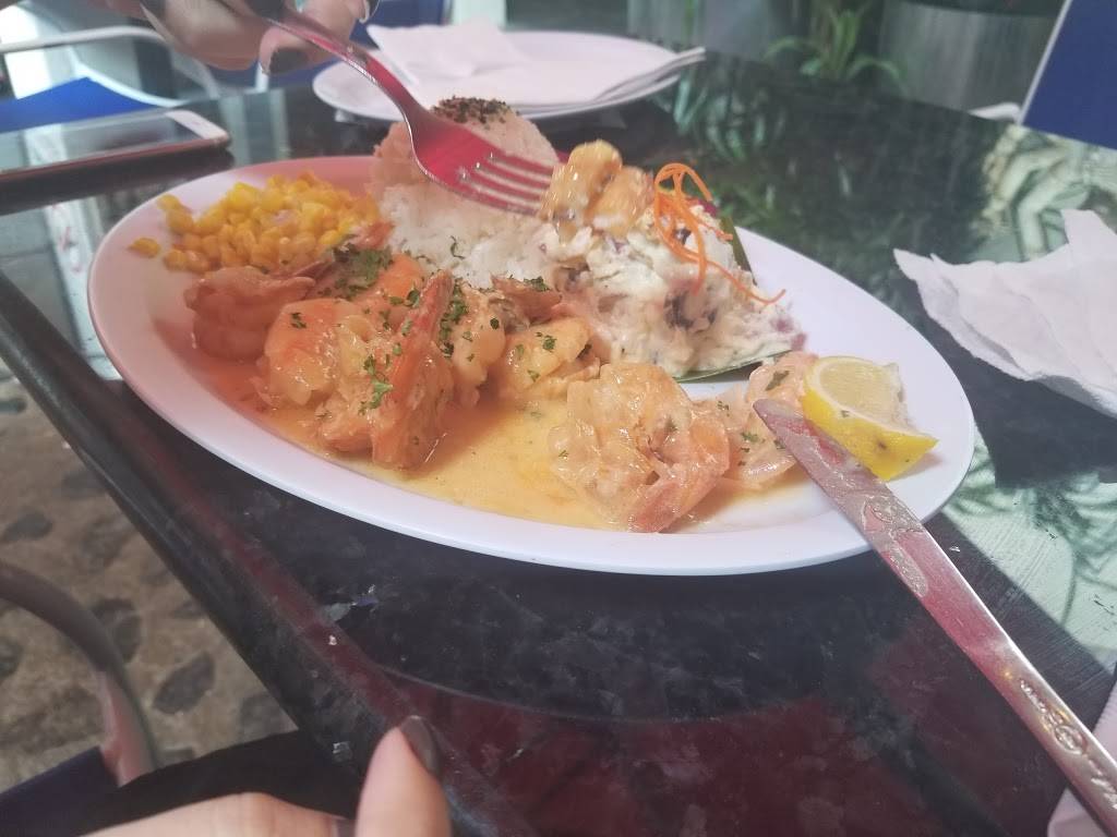 Blue Ocean Seafood And Steak | restaurant | 2005 Kalia Rd, Honolulu, HI 96815, USA | 8089555400 OR +1 808-955-5400