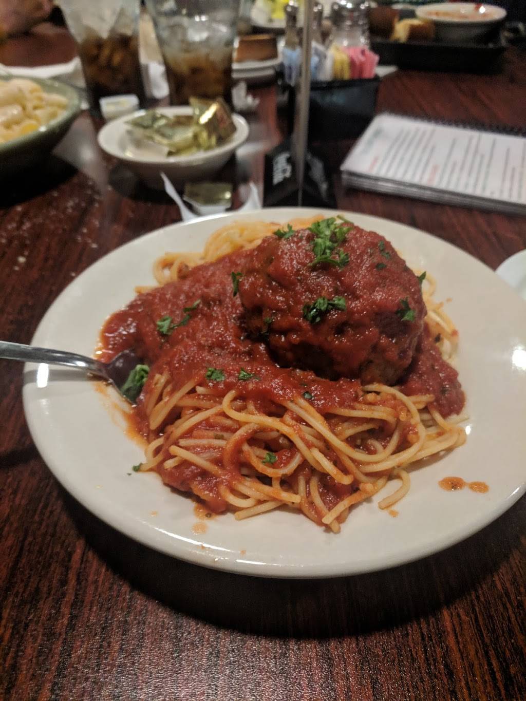 Pasta House Co | restaurant | 9012 Gravois Rd, St. Louis, MO 63123, USA | 3146381240 OR +1 314-638-1240