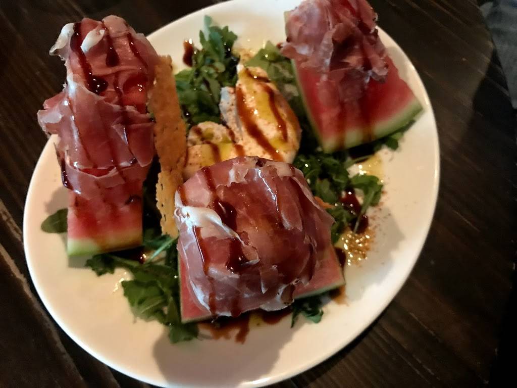 Copper Shaker | restaurant | 169 1st Ave N, St. Petersburg, FL 33701, USA | 7273512569 OR +1 727-351-2569