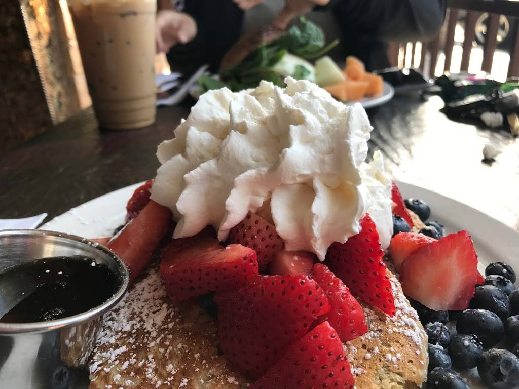 Tazzaria | restaurant | 208 W Main St, Visalia, CA 93291, USA | 5596361618 OR +1 559-636-1618