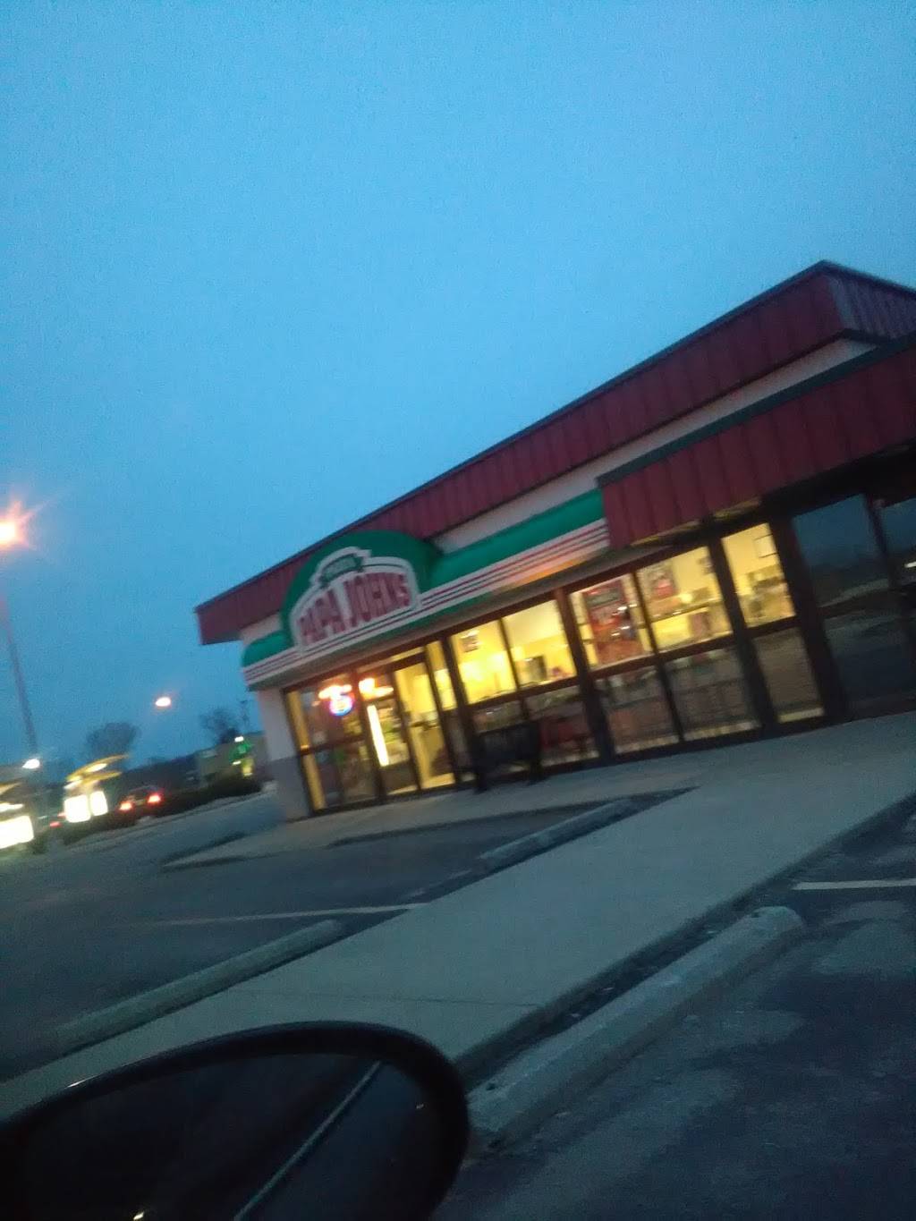 Papa Johns Pizza | restaurant | 2 Sherwood Square, Peru, IN 46970, USA | 7653272362 OR +1 765-327-2362