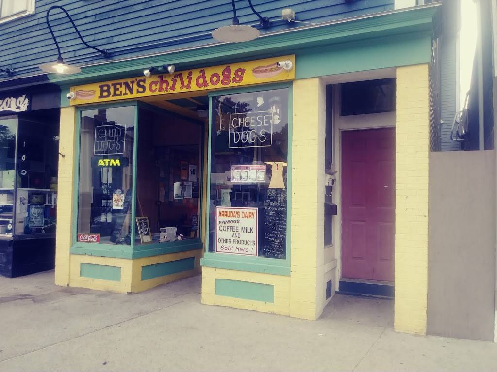 Bens Chili Dogs | meal takeaway | 158 Broadway, Newport, RI 02840, USA | 4018468206 OR +1 401-846-8206