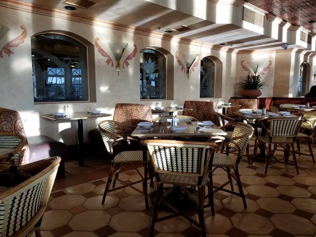 The Cheesecake Factory | restaurant | 605 N Harbor Dr, Redondo Beach, CA 90277, USA | 3103760466 OR +1 310-376-0466