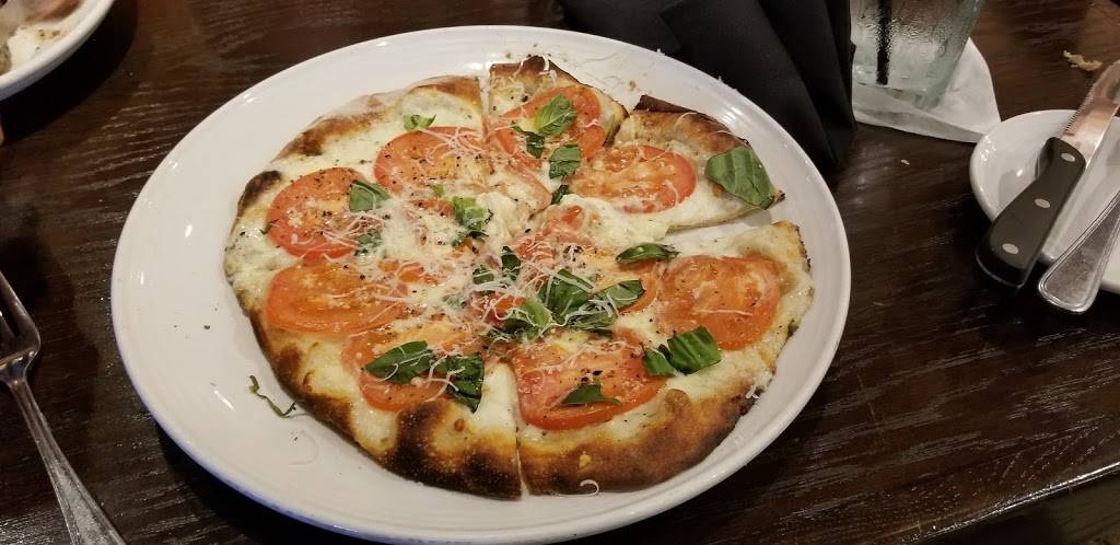 Carrabbas Italian Grill | restaurant | 370 Columbiana Dr, Columbia, SC 29212, USA | 8034071811 OR +1 803-407-1811