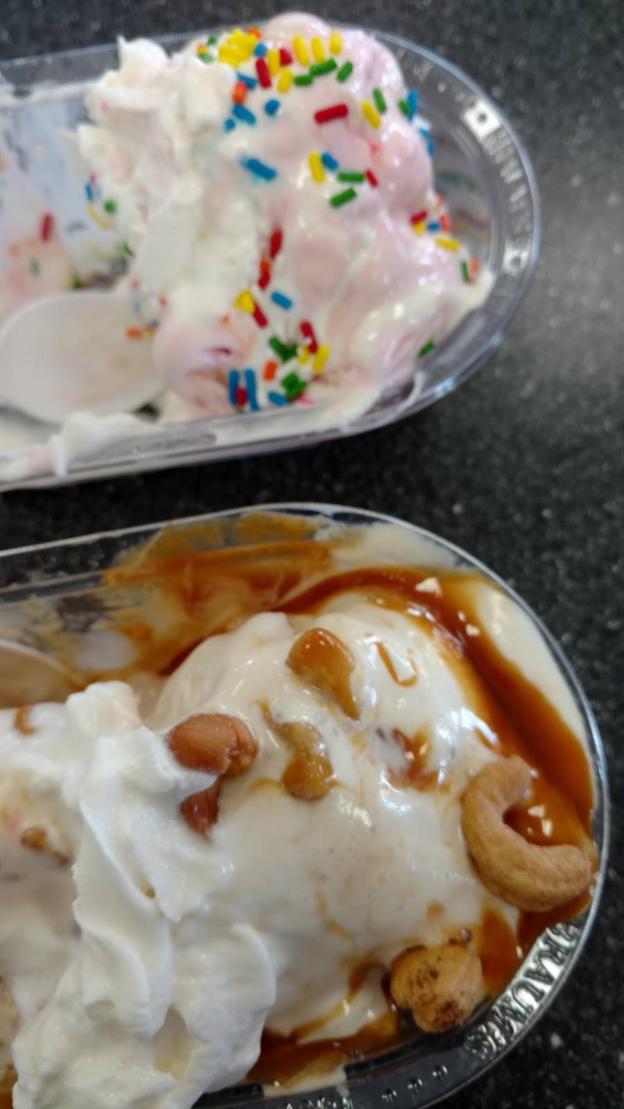 Braums Ice Cream & Burger Restaurant | restaurant | 1526 W Broadway Ave, Sulphur, OK 73086, USA | 5806223993 OR +1 580-622-3993