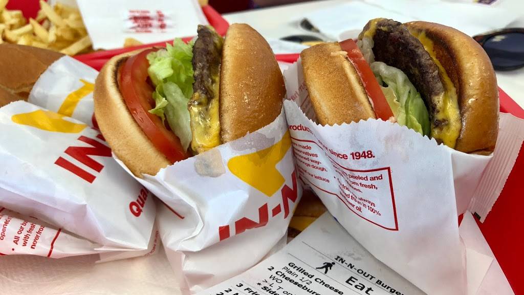 In-N-Out Burger | restaurant | 2001 Alta Arden Expy, Sacramento, CA 95825, USA | 8007861000 OR +1 800-786-1000