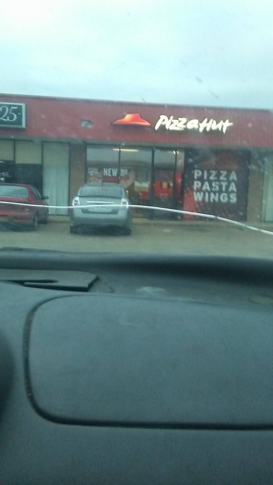 Pizza Hut | meal takeaway | 825 E Main St Suite J, Blytheville, AR 72315, USA | 8707622224 OR +1 870-762-2224