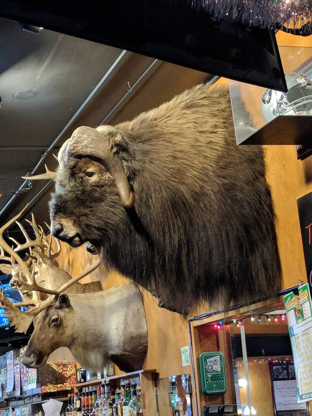 Keg-N-Cue | restaurant | 202 S Lewis St, Monroe, WA 98272, USA | 3607949980 OR +1 360-794-9980