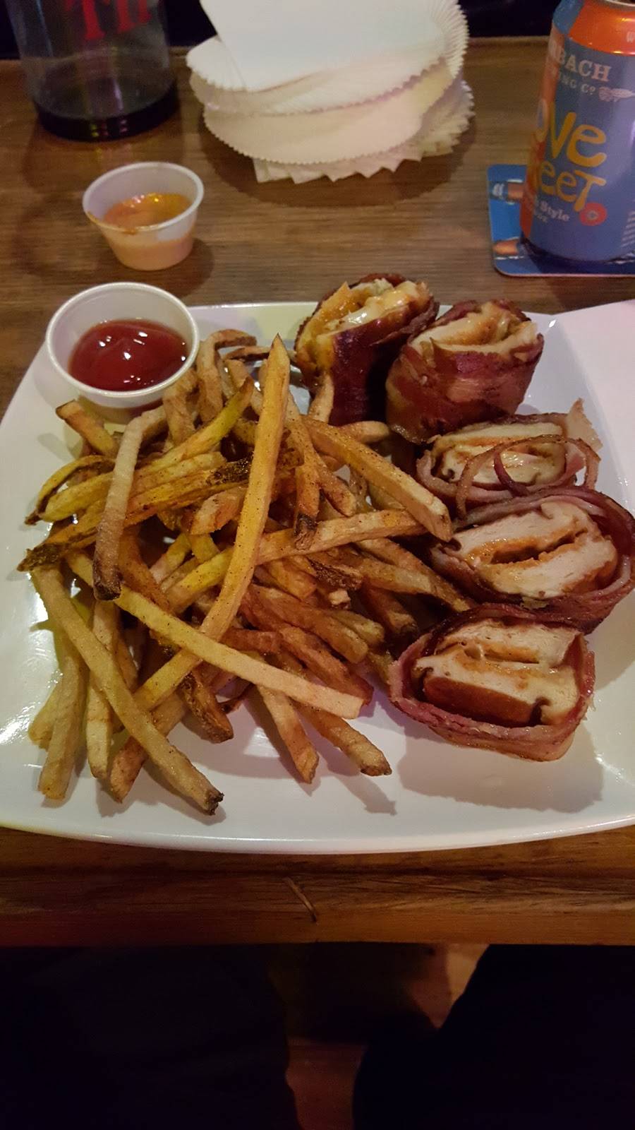 2 A Day Sports Bar | restaurant | 10555 Pearland Pkwy G, Houston, TX 77089, USA | 7139910453 OR +1 713-991-0453