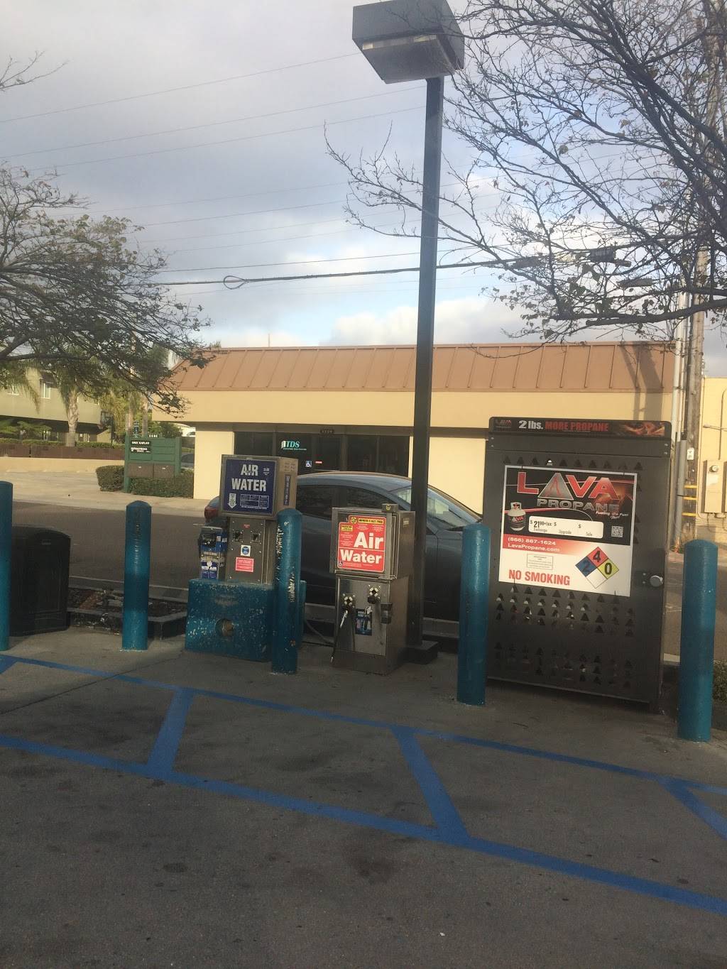 Valero | meal takeaway | 1083 Morena Blvd, San Diego, CA 92110, USA | 6193268867 OR +1 619-326-8867