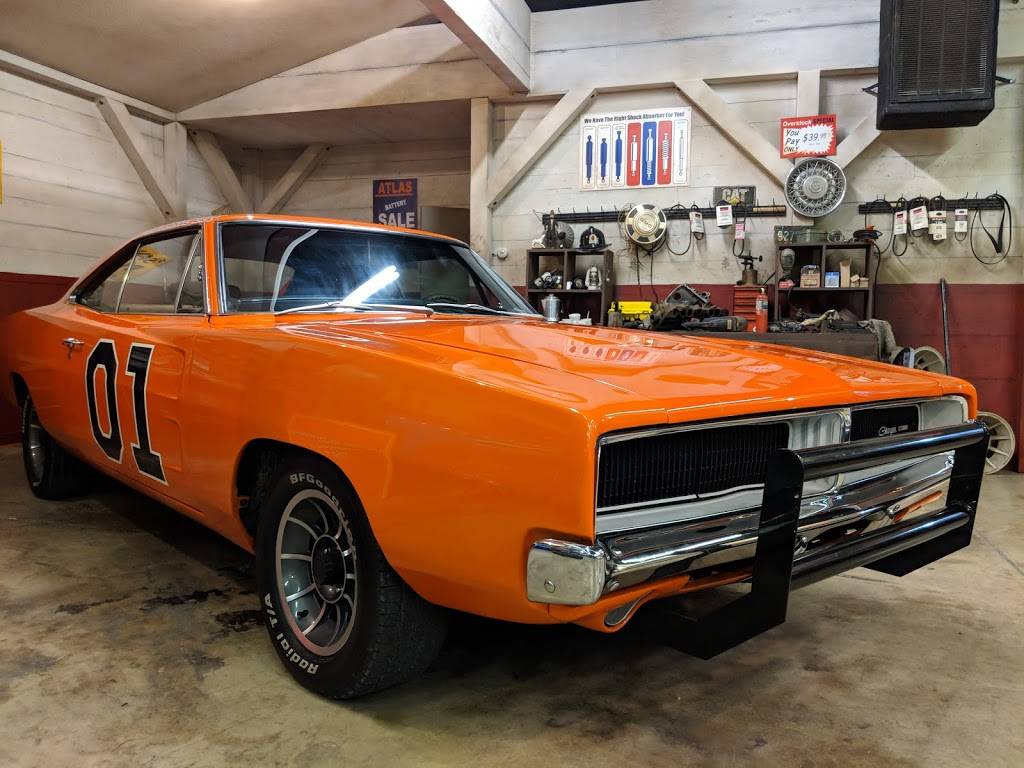 Cooters Luray | restaurant | 4768 US-211, Luray, VA 22835, USA | 5408432515 OR +1 540-843-2515