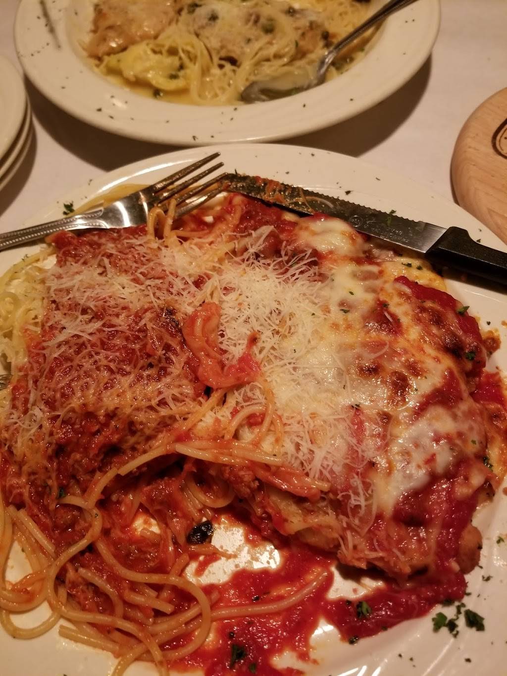 Dominicks Pizzeria | restaurant | 735 S 8th St, Dundee Township, IL 60118, USA | 8475511310 OR +1 847-551-1310