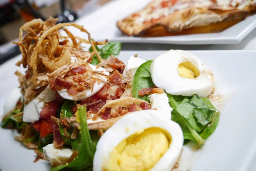 Dudleys Restaurant & Bar | restaurant | 19 Merrimack St, Lowell, MA 01852, USA | 8572531389 OR +1 857-253-1389