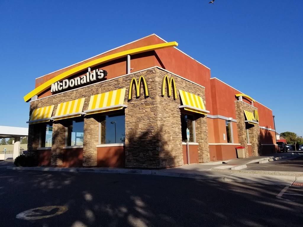 McDonalds | cafe | 3255 S 48th St, Tempe, AZ 85282, USA | 6024382722 OR +1 602-438-2722