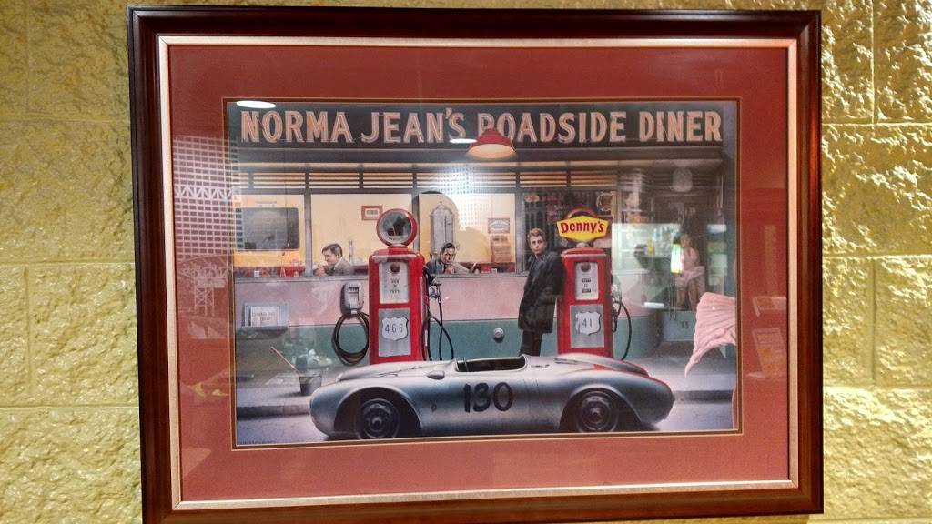 Dennys | restaurant | 4925 S Howell Ave, Milwaukee, WI 53207, USA | 4147447101 OR +1 414-744-7101